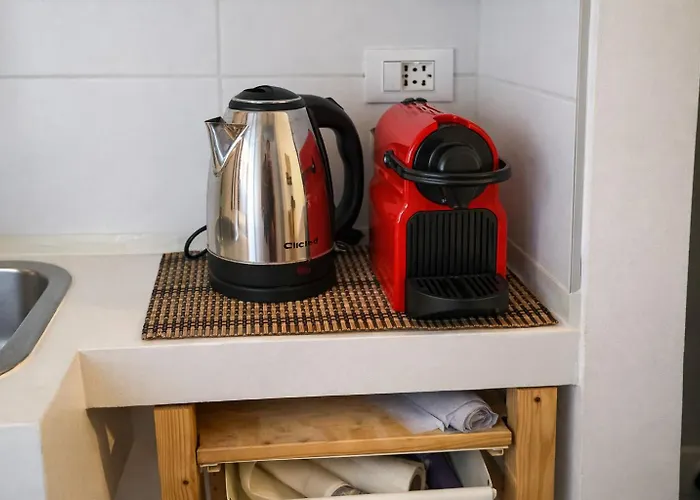 アパート Neri Pasteur ミラノ